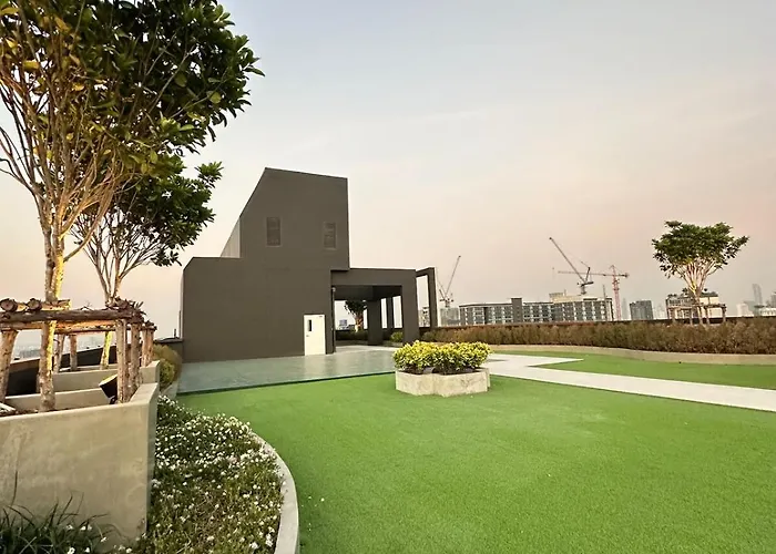 New 1-bedroom For Rent 0 Meters From Bts Wutthakat