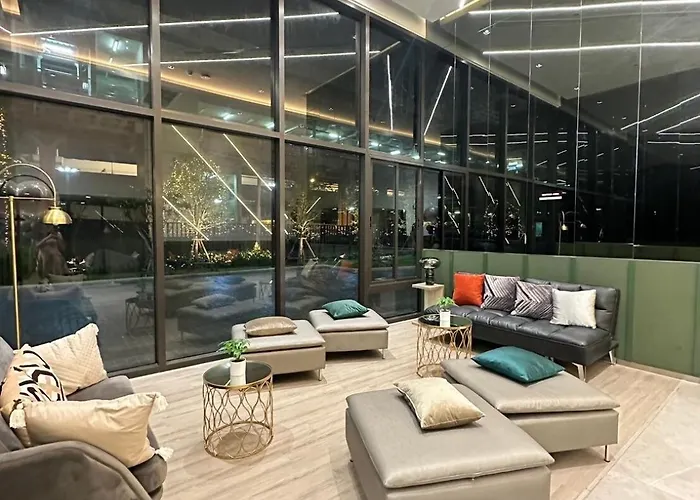 New 1-bedroom For Rent 0 Meters From Bts Wutthakat Bangkok