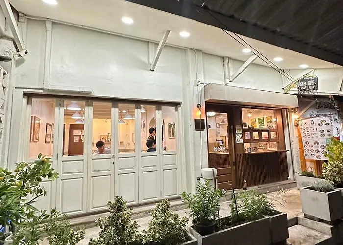 New 1-bedroom For Rent 0 Meters From Bts Wutthakat * Bangkok