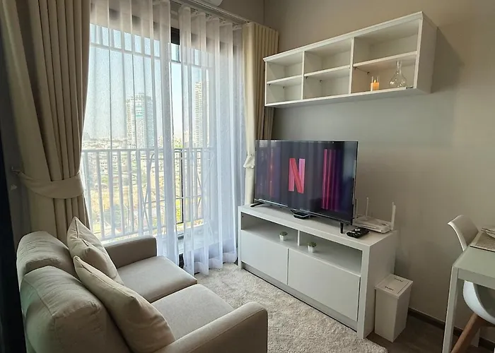 New 1-bedroom For Rent 0 Meters From Bts Wutthakat *